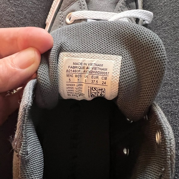 Converse Chuck Taylor All Star Malden Hi Sneakers - Picture 5 of 6